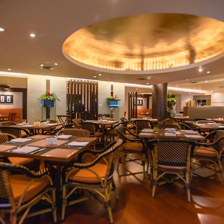 Nh Bangkok Sukhumvit Boulevard Eksteriør billede The interior of the restaurant