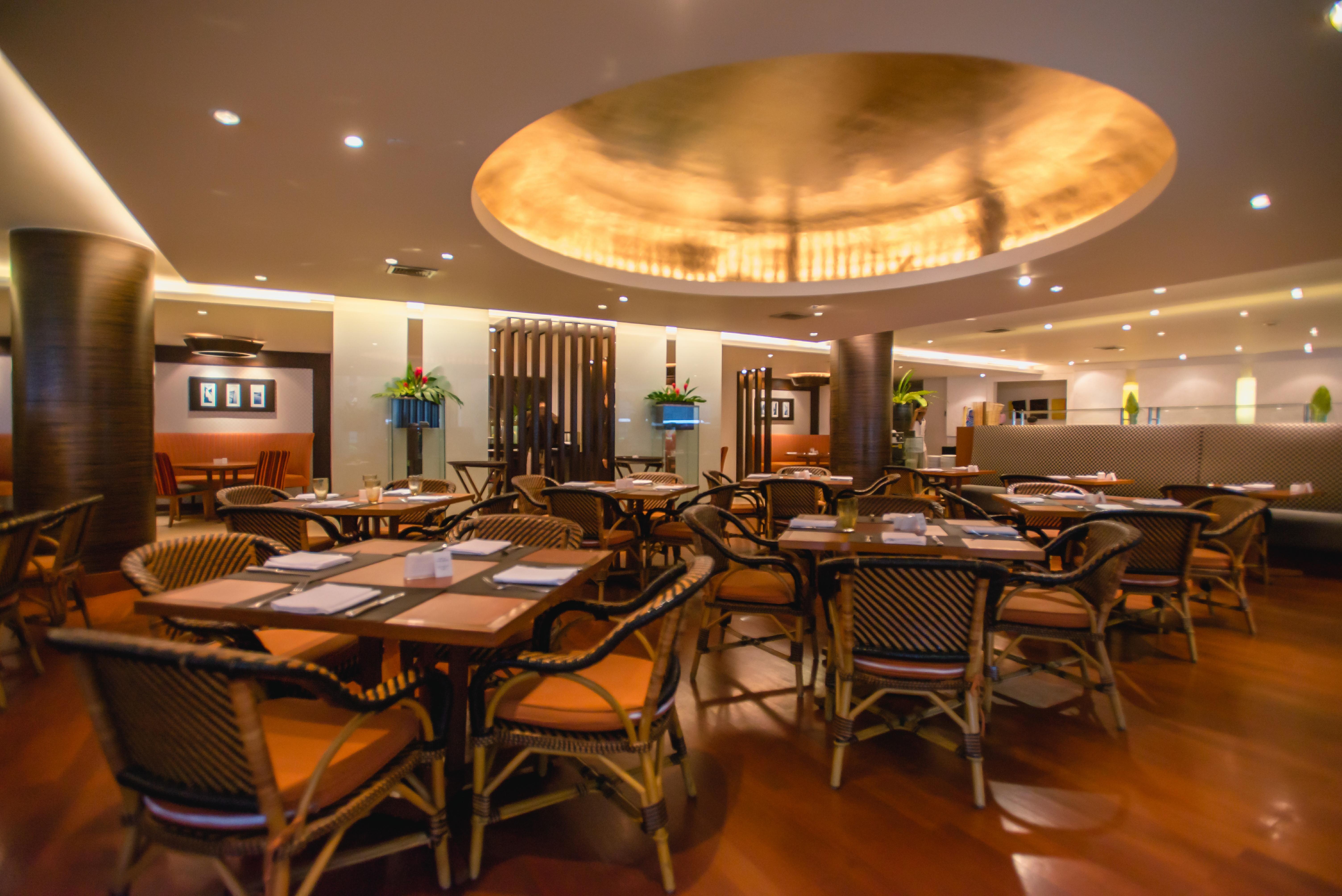 Nh Bangkok Sukhumvit Boulevard Eksteriør billede The interior of the restaurant
