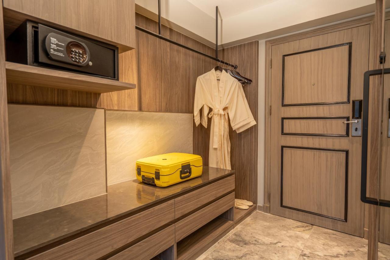 Nh Bangkok Sukhumvit Boulevard Eksteriør billede A safe in a hotel room